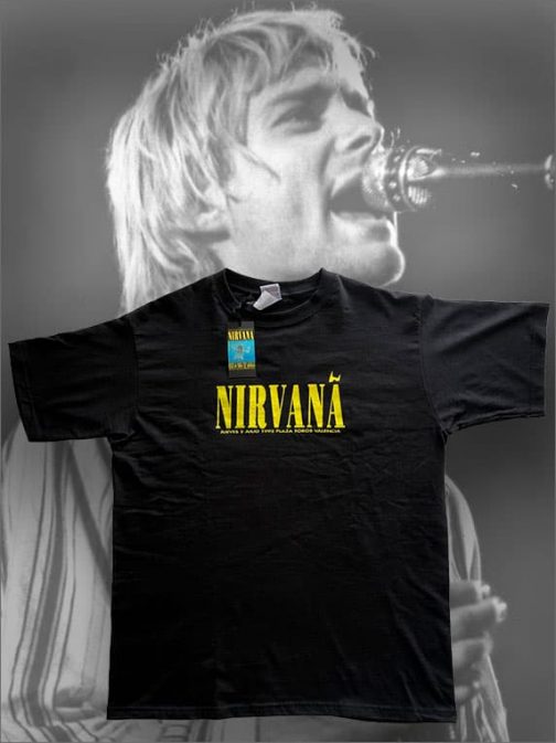 camiseta-nirvana-delantera-con-fondo-kurt-cobain